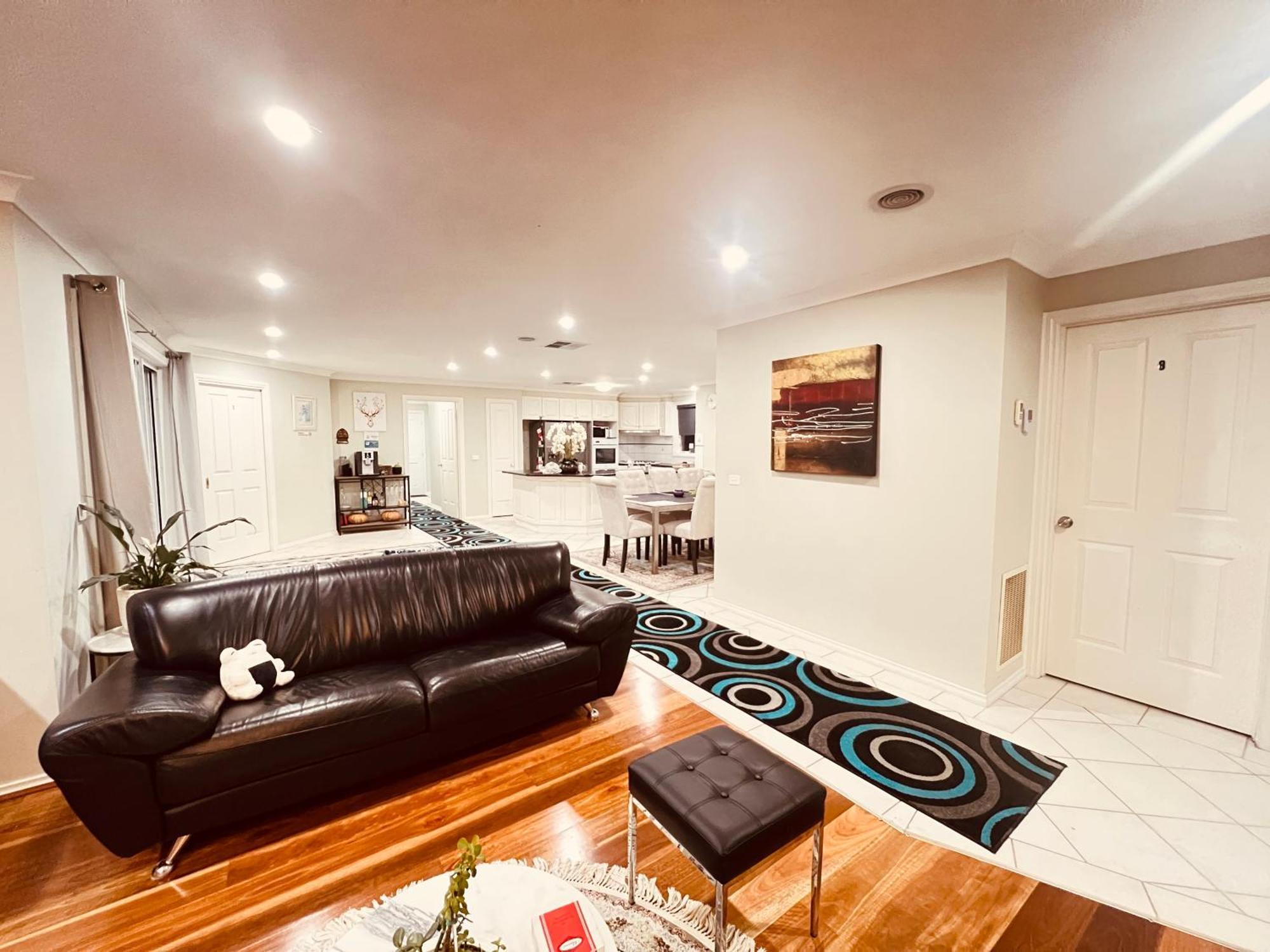 Spacious 6 Bedroom Holiday Home 15 Min Away From Melbourne Airport Sydenham Eksteriør billede