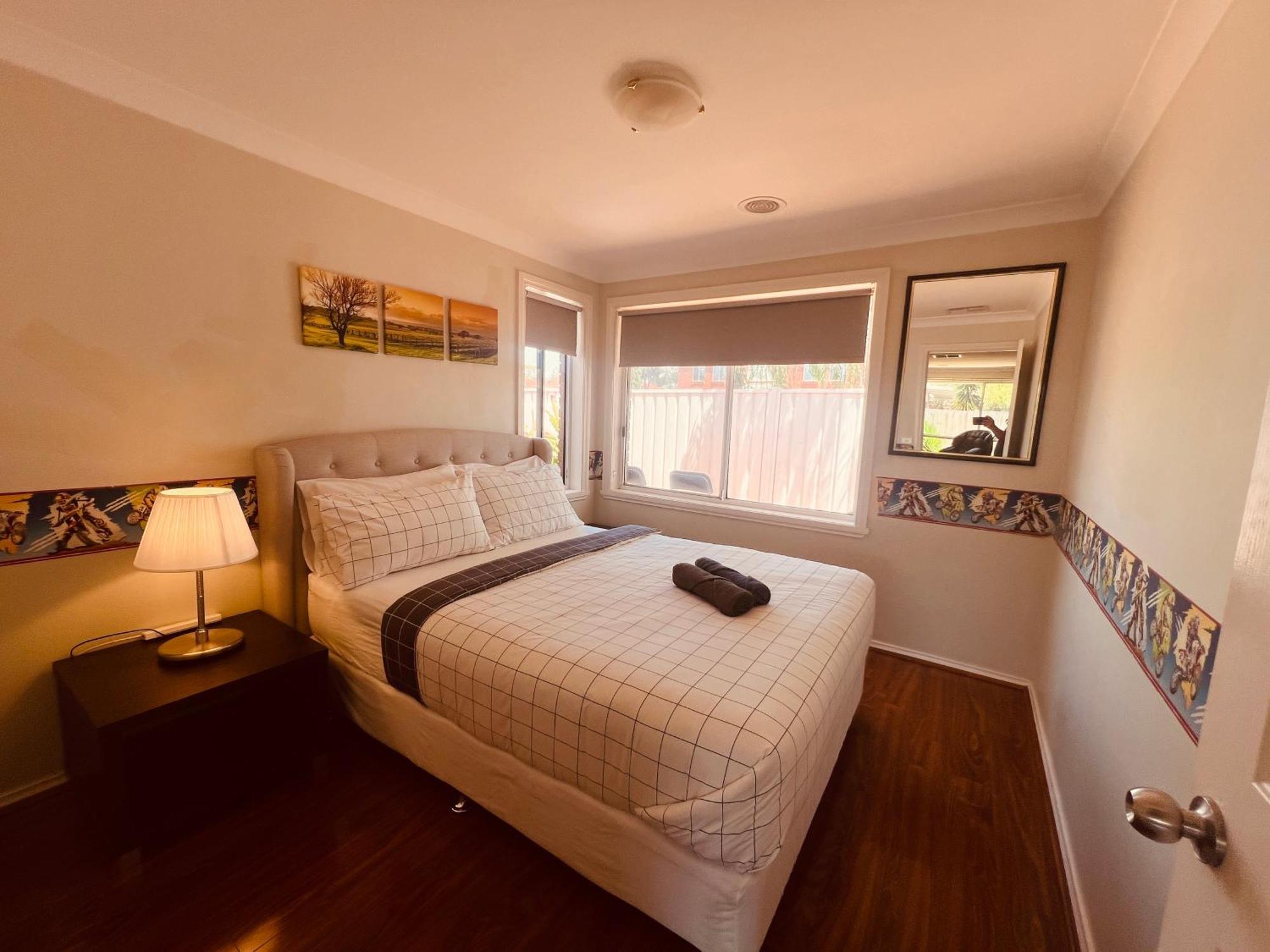 Spacious 6 Bedroom Holiday Home 15 Min Away From Melbourne Airport Sydenham Eksteriør billede