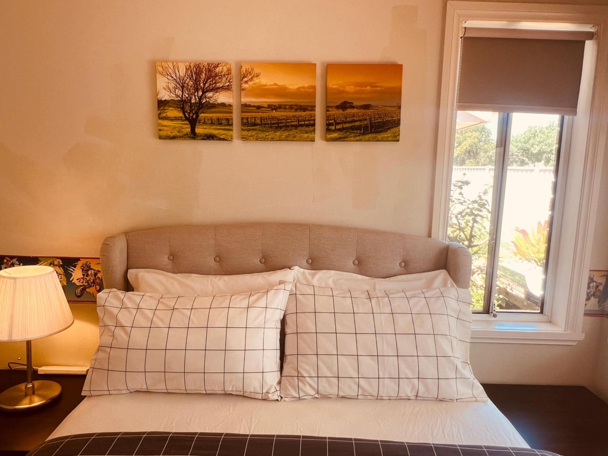 Spacious 6 Bedroom Holiday Home 15 Min Away From Melbourne Airport Sydenham Eksteriør billede