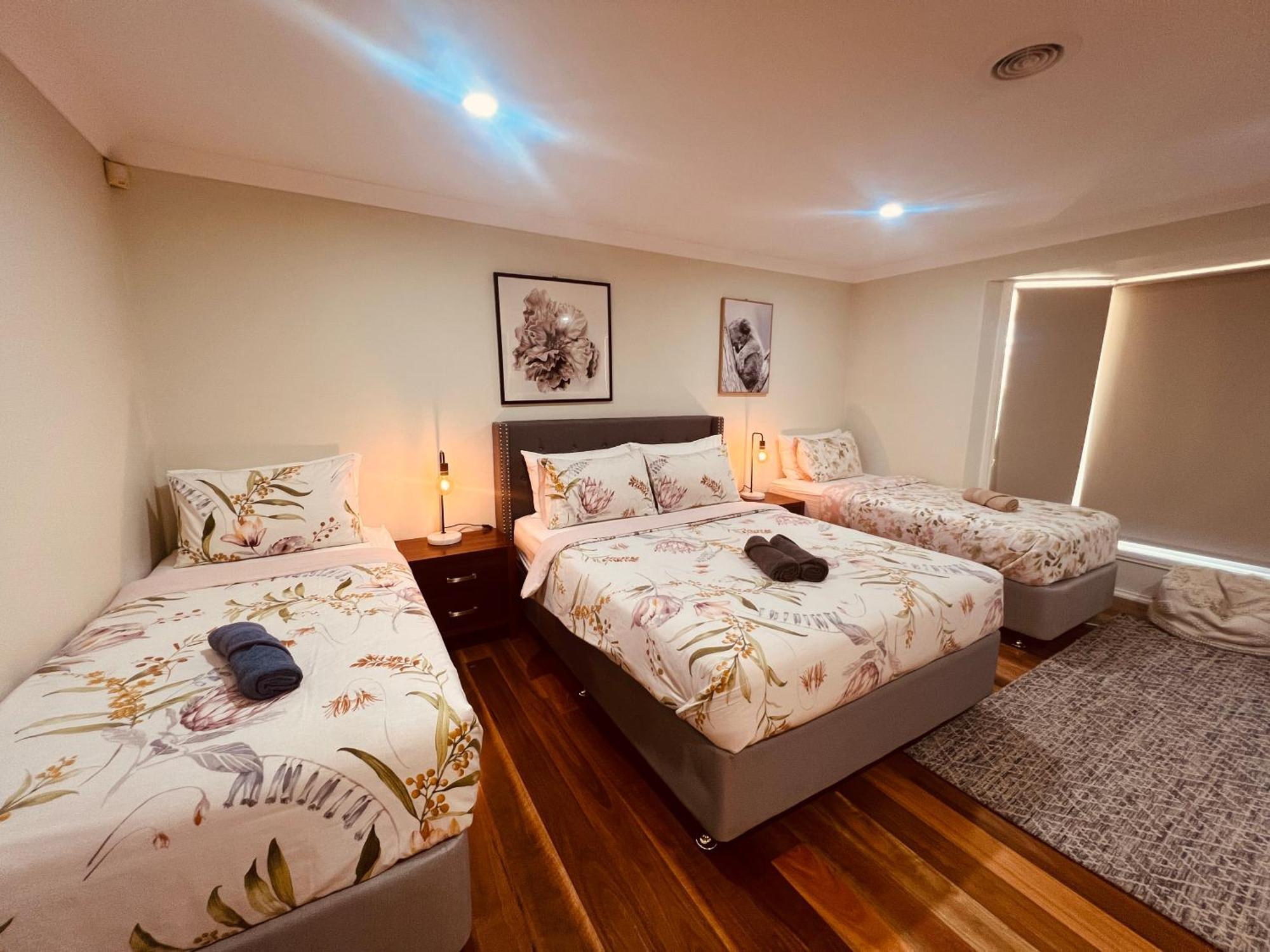 Spacious 6 Bedroom Holiday Home 15 Min Away From Melbourne Airport Sydenham Eksteriør billede